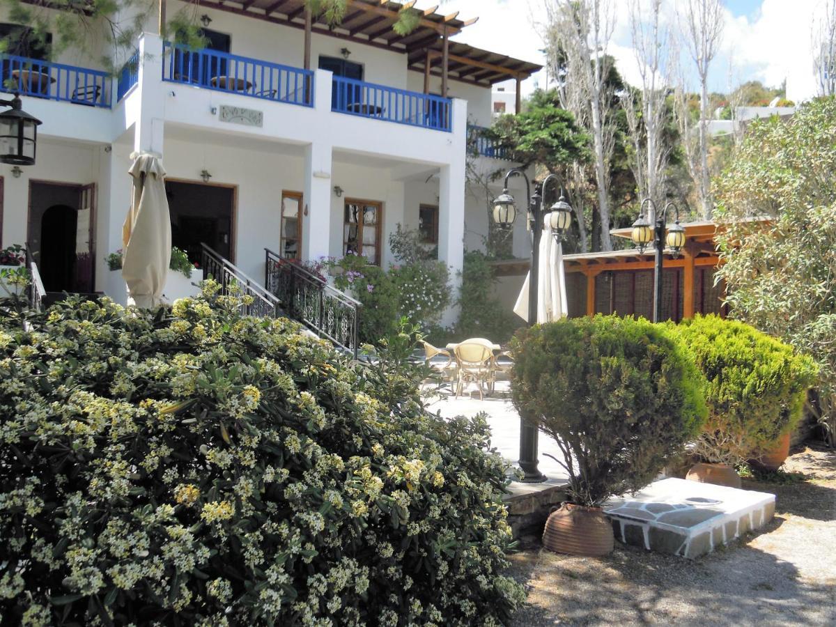 Cavo D'Oro Hotel Batsi  Exterior photo